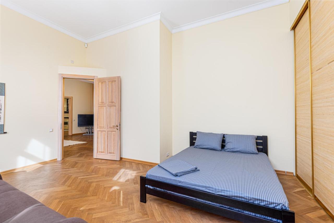 Grecheskaya Street Art Apartment Οδησσός Εξωτερικό φωτογραφία