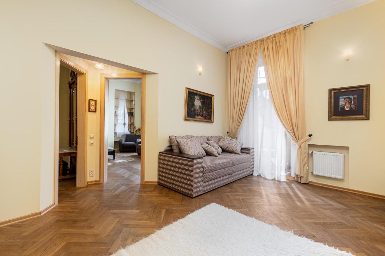 Grecheskaya Street Art Apartment Οδησσός Εξωτερικό φωτογραφία