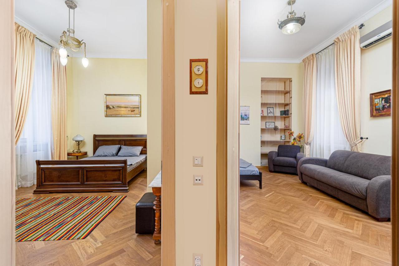 Grecheskaya Street Art Apartment Οδησσός Εξωτερικό φωτογραφία